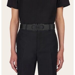 FERRAGAMO Gancini Reversible & ADJUSTABLE Leather Belt - Black/Marine Blue